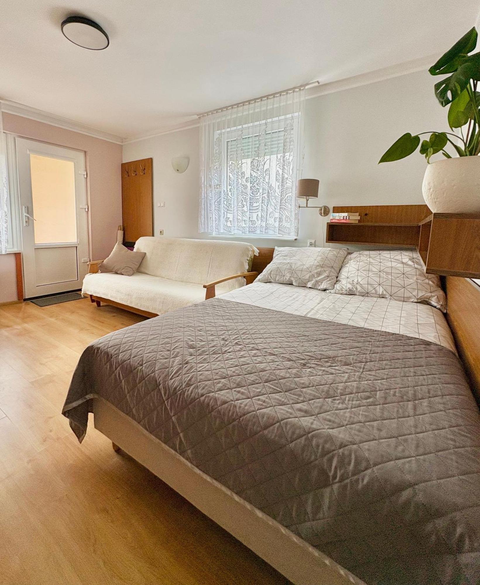 Fonica Bed & Breakfast เวบา ภายนอก รูปภาพ